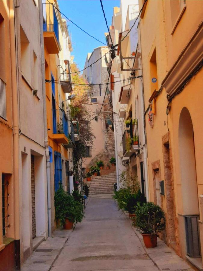 2 Bedroom Large Modern Apartment In Blanes Old Town 50M From The Beach! Extérieur photo