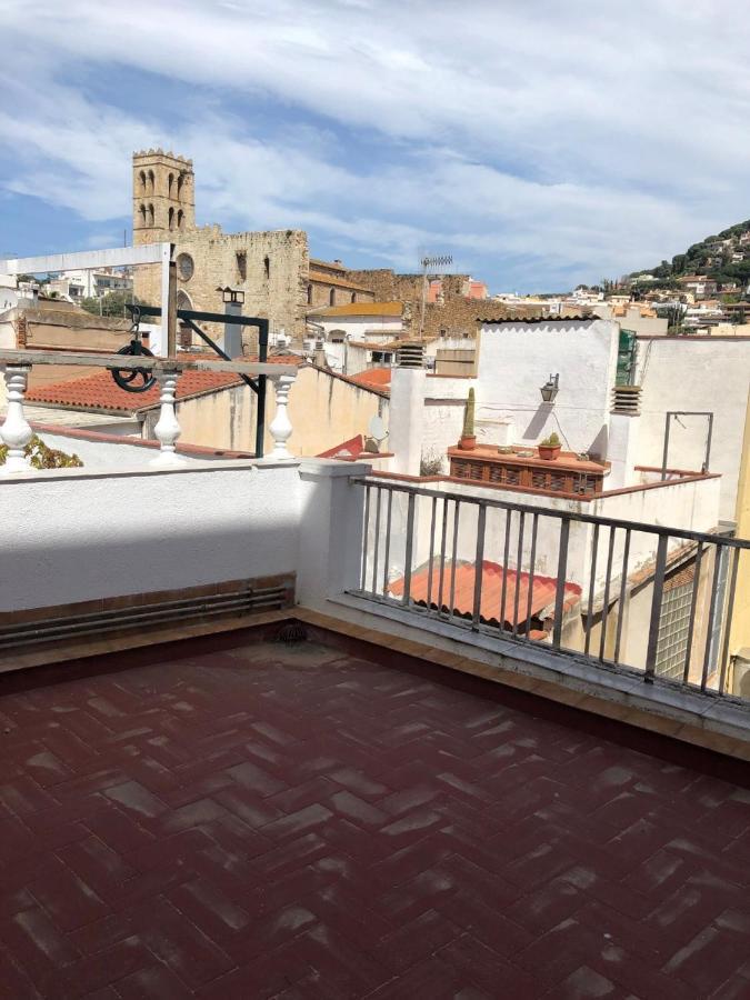 2 Bedroom Large Modern Apartment In Blanes Old Town 50M From The Beach! Extérieur photo